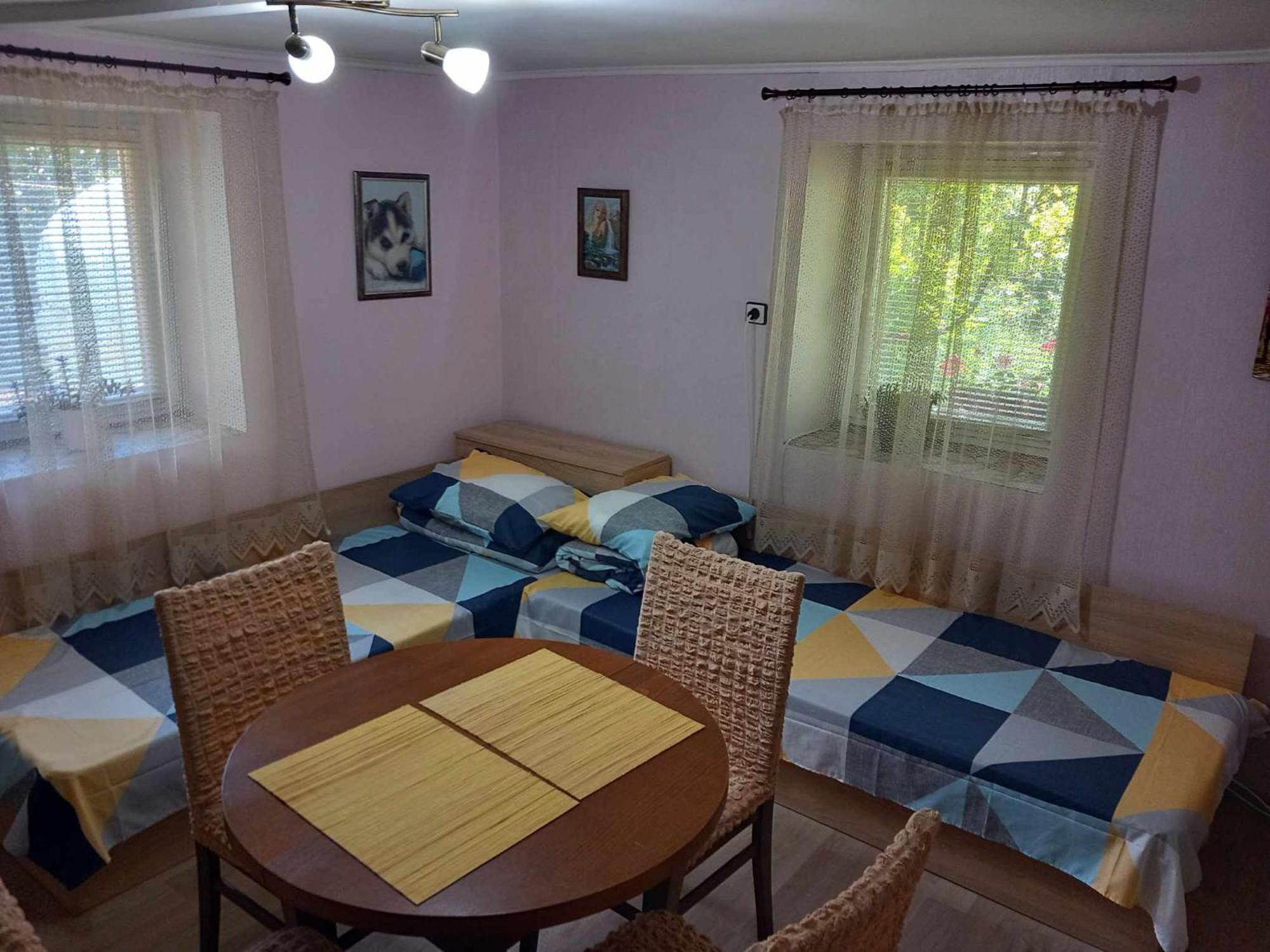 Lovely In With Garden And Garage Dragoman